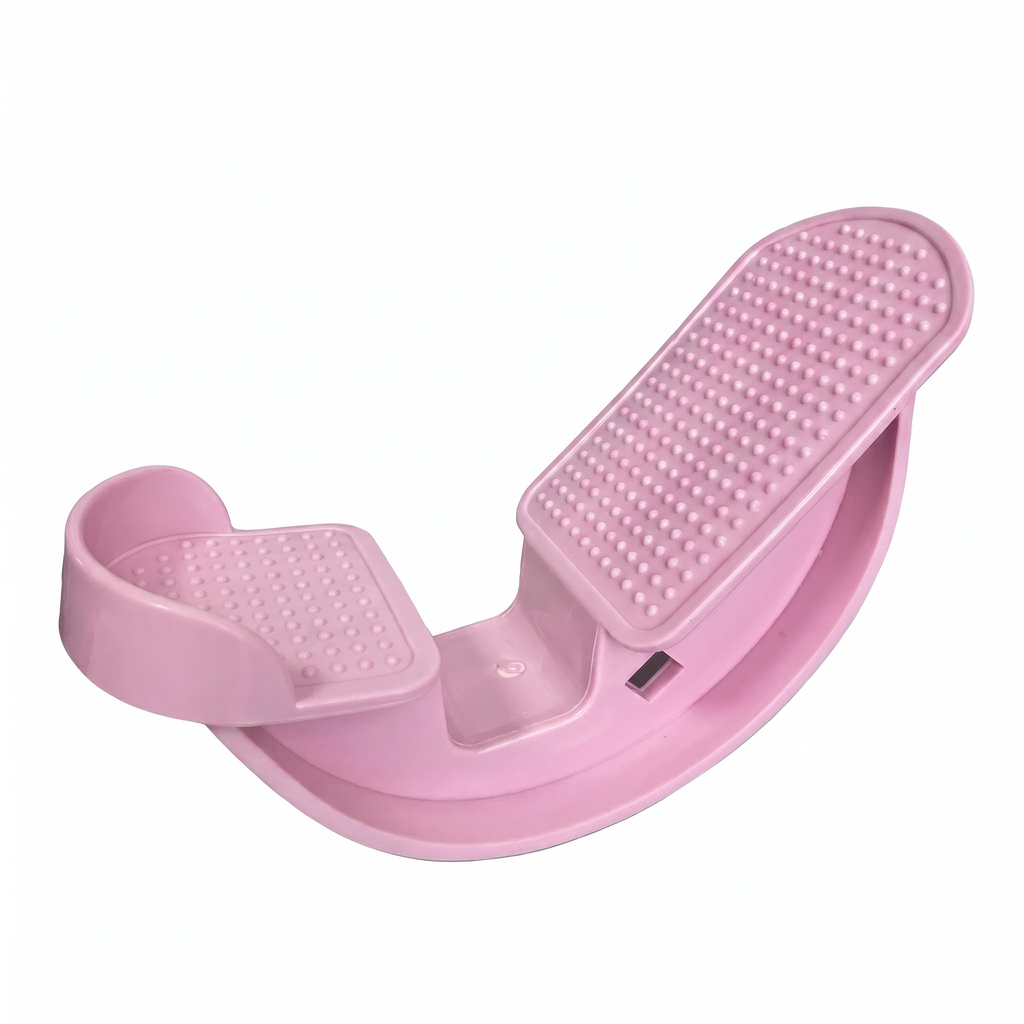 Pedală de întindere roz, din plastic, văzută din lateral, pe fundal alb