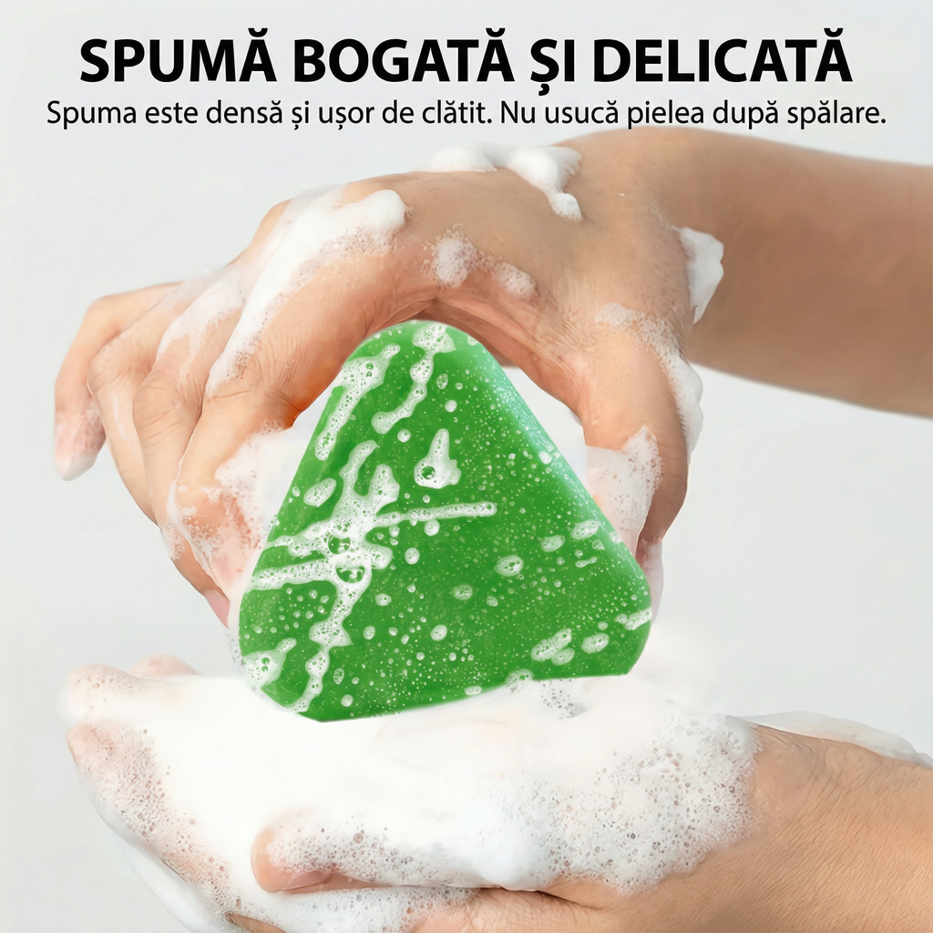 Batonul ținut în palme pline de spumă densă