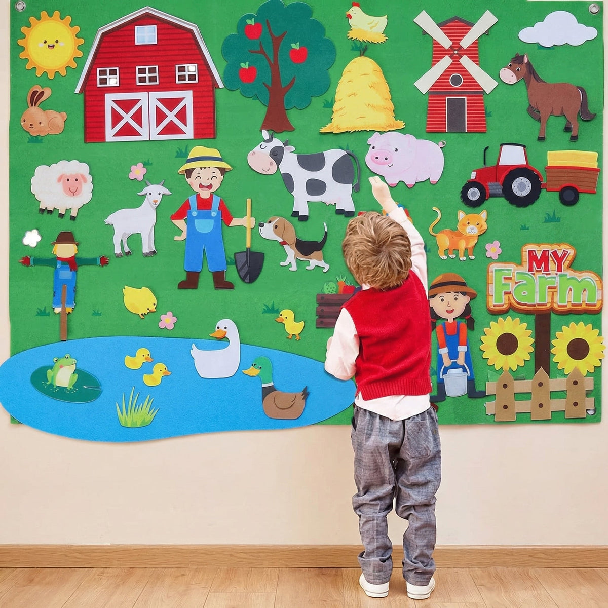 Jucărie educativă Montessori din pâslă, cu animale de fermă detașabile, pentru joacă și dezvoltare.