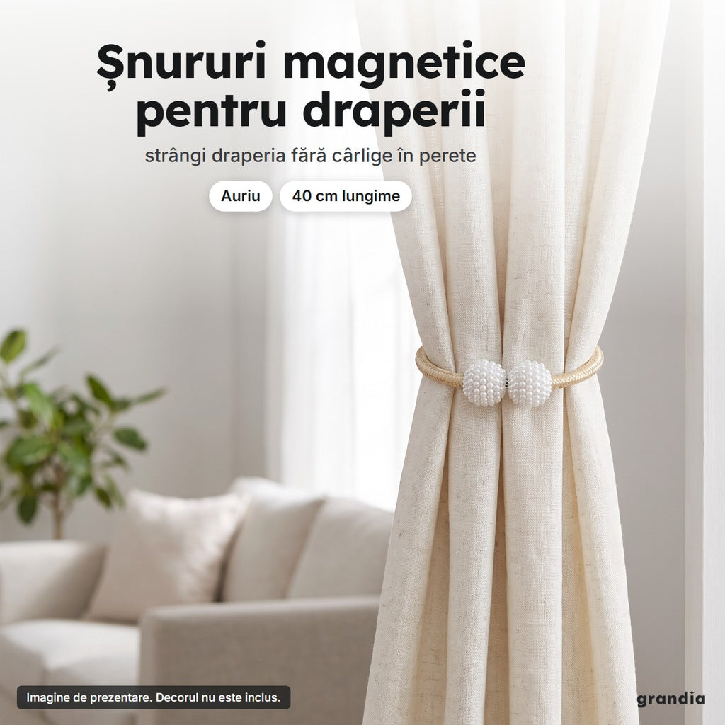 Draperie crem strânsă cu un șnur magnetic auriu, într-o cameră de zi luminoasă