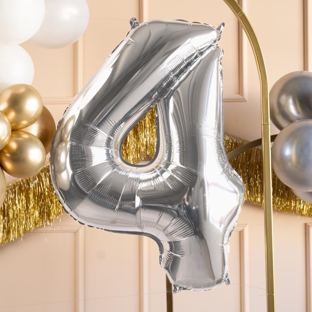 Balon din folie argintie, cifra aniversara 4, 80 cm