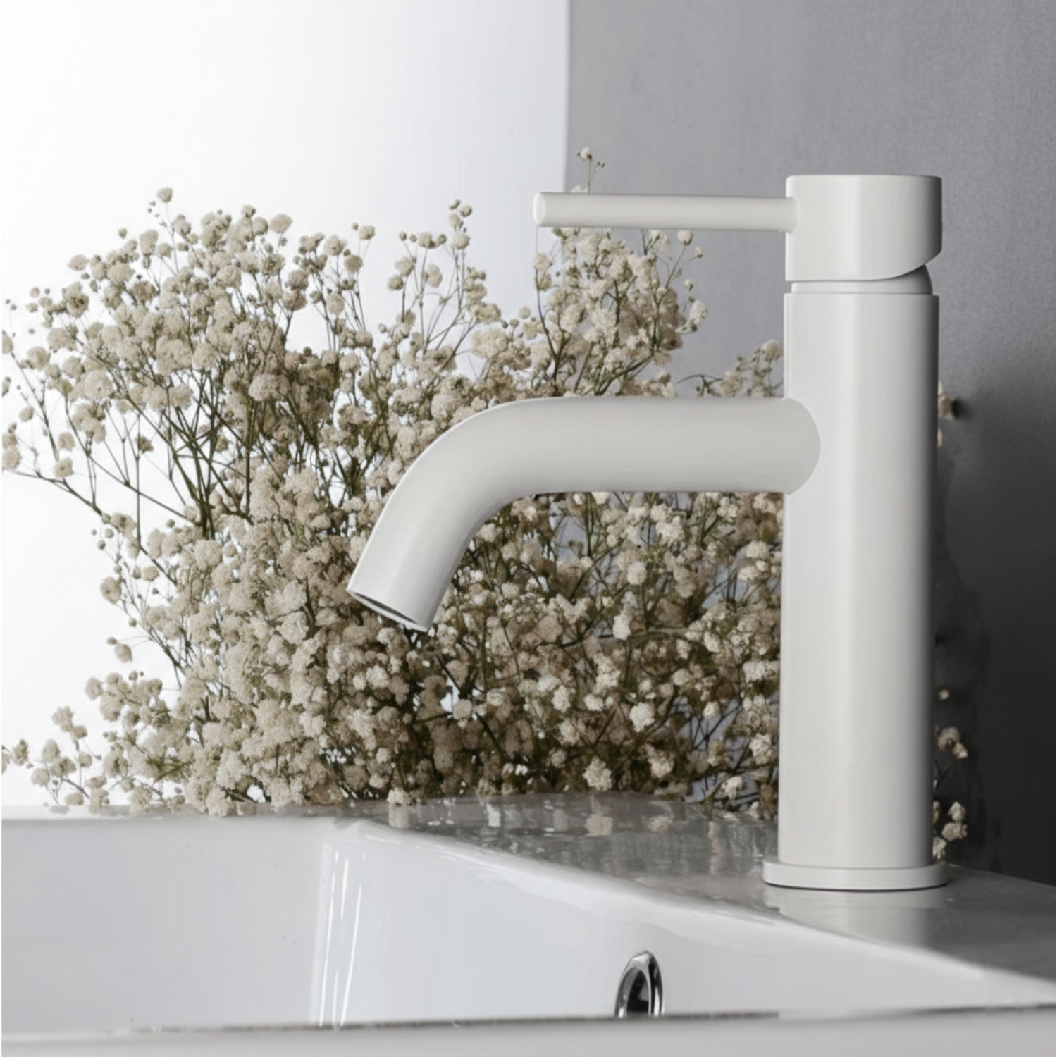 Baterie Lavoar Alb Lucios White Low, Montaj pe Lavoar, Design Modern Compact