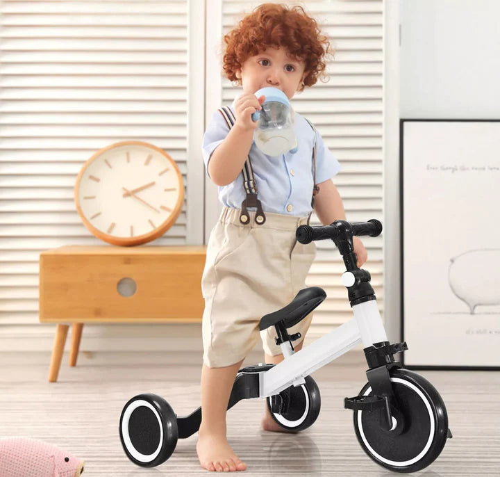 Bicicleta 2 in 1 pentru copii, cu 3 roti, cadru din aluminiu si manere din cauciuc, alba