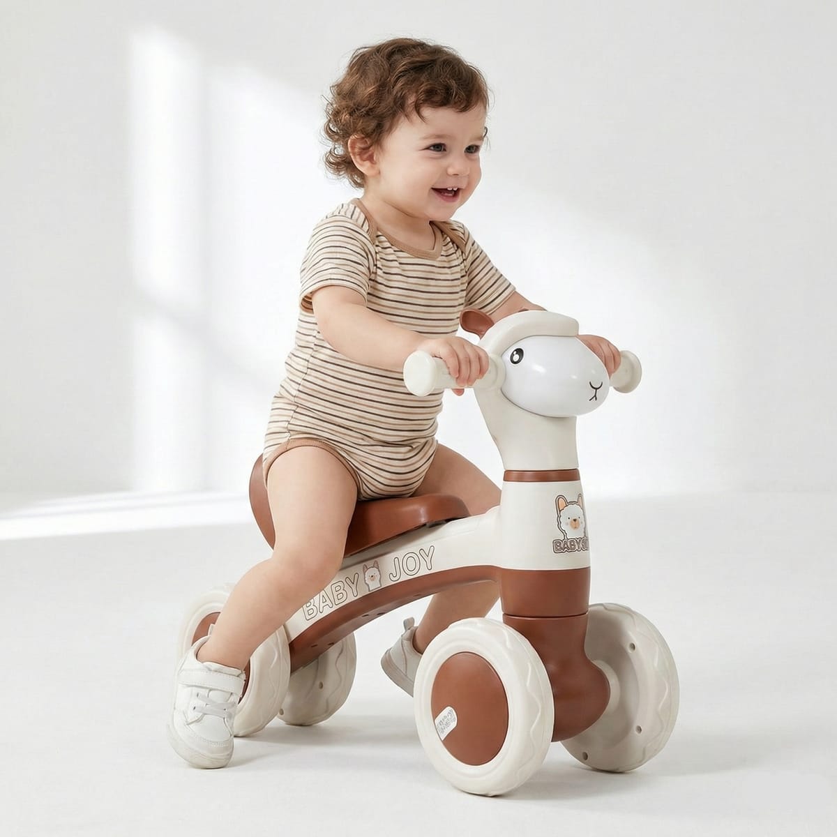Bicicletă fără pedale pentru copii, 4 roți, lumini și muzică, design ergonomic 3