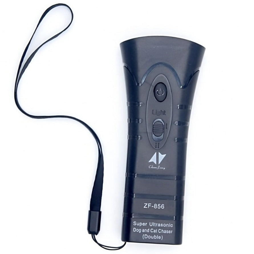Dispozitiv Portabil cu Ultrasunete pentru Alungat Câinii Agresivi