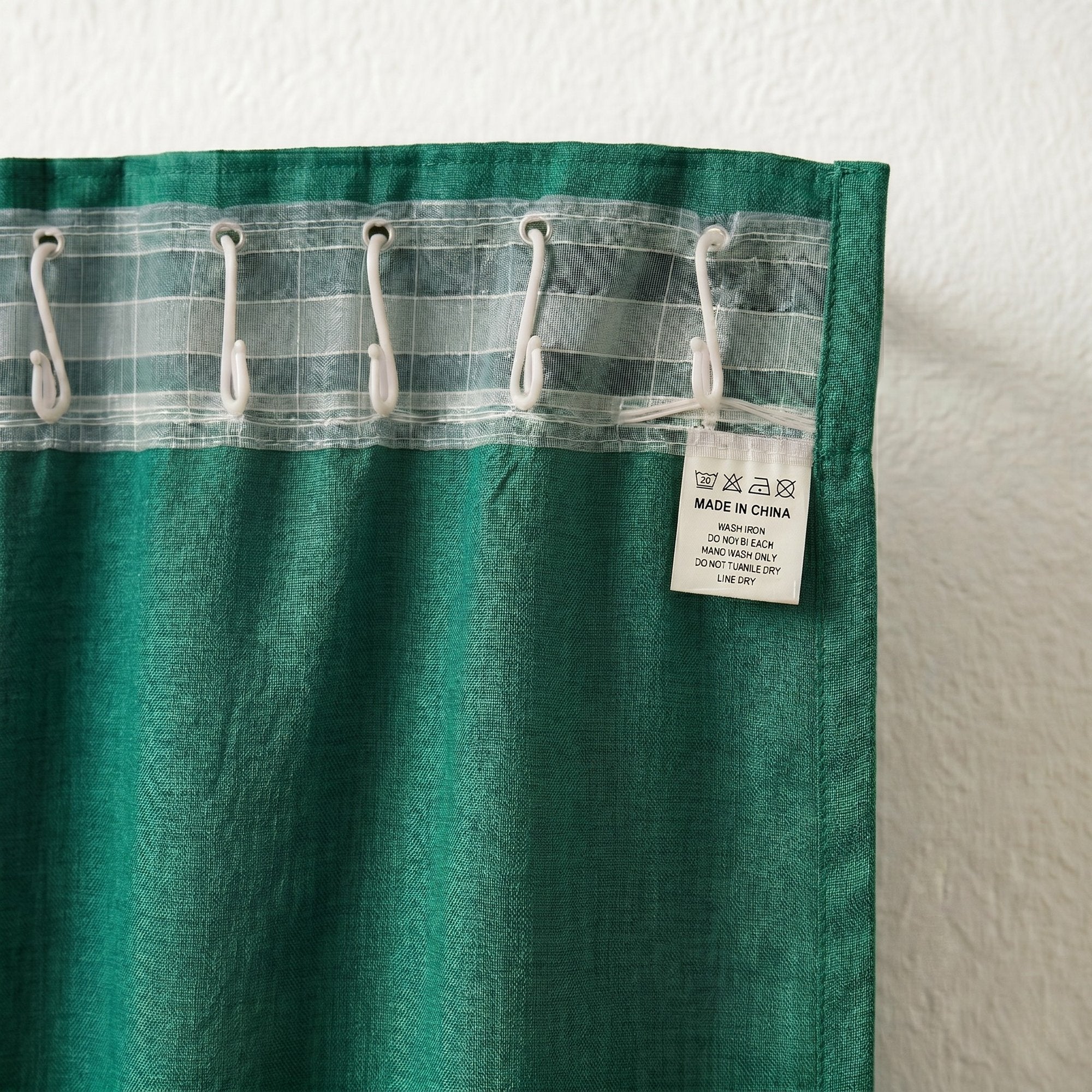 Draperie Blackout cu rejansa Verde Smarald 140x244 cm – Opacitate Ridicata 8