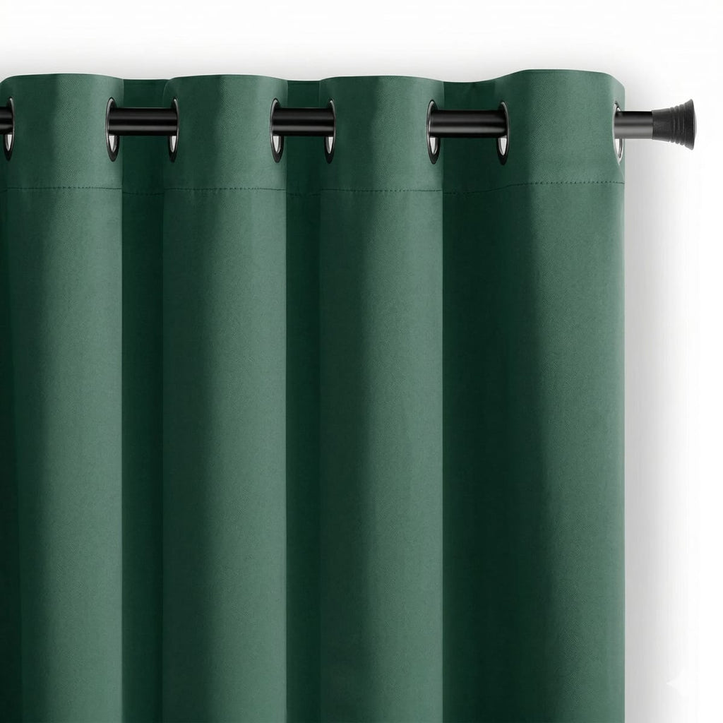 Draperie Blackout Verde Smarald cu Inele Argintii 140x244 cm – Opacitate 90% 1