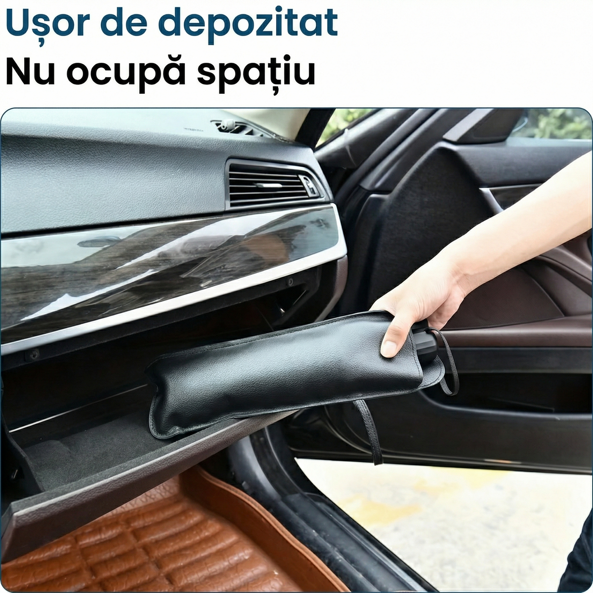 Parasolar strâns în husă, pus cu mâna în torpedoul mașinii