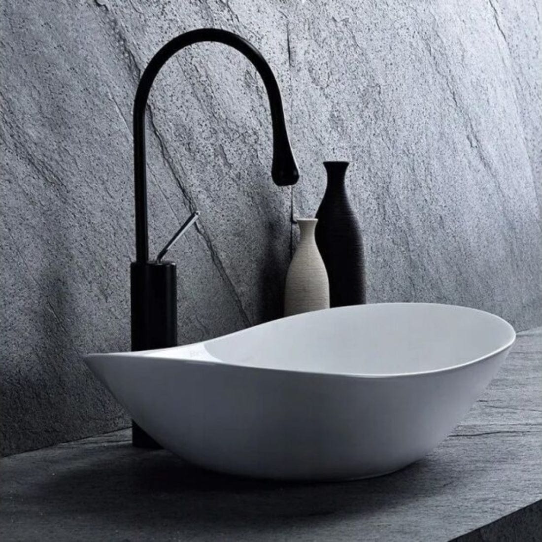Lavoar compact pe blat, ceramică alb lucios, design modern și elegant 4