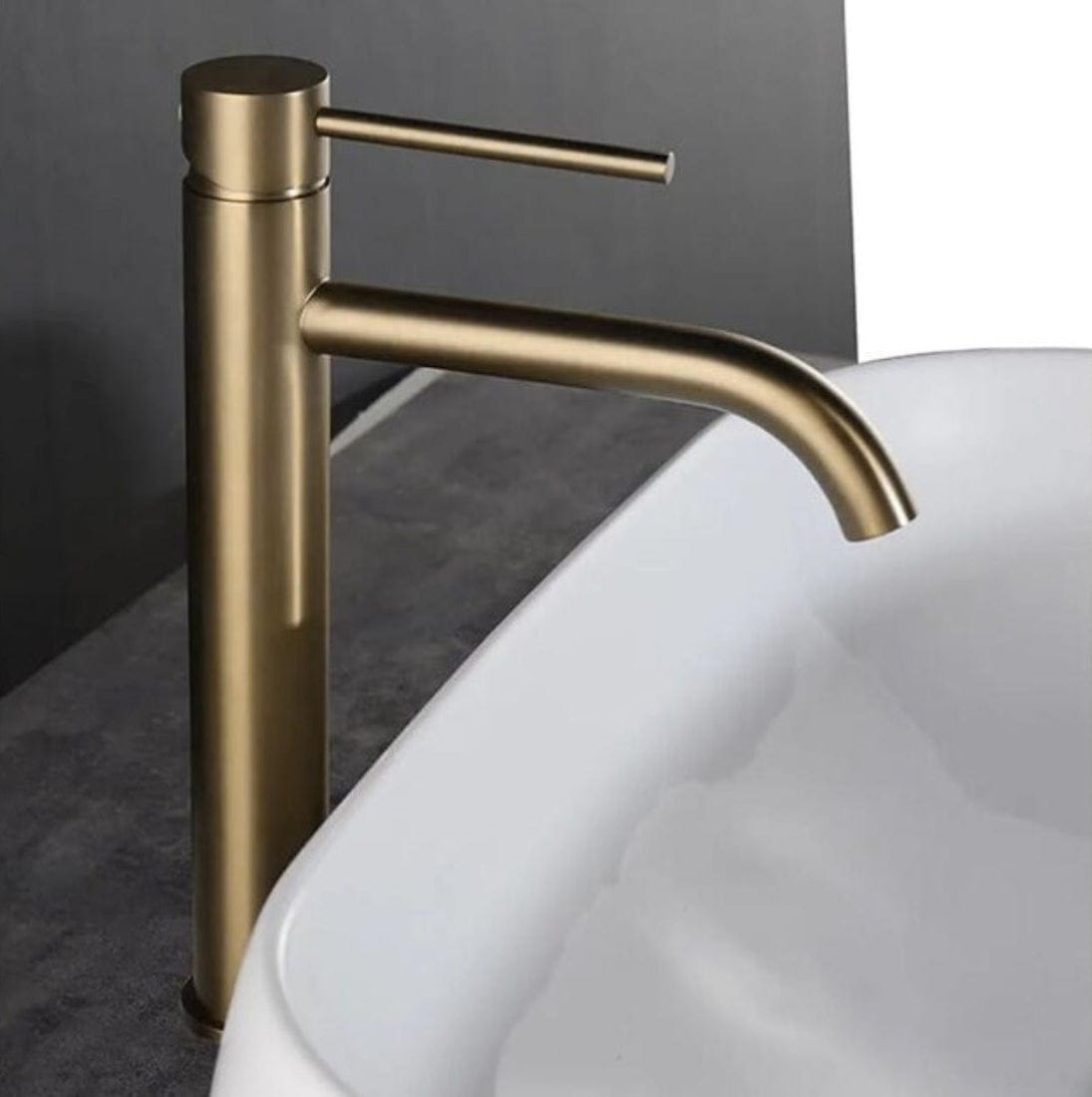 Robinet Lavoar Gold (Auriu) Inalt, montaj pe blat, design modern elegant finisaj lucios - Imagine 3